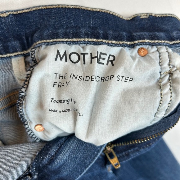 MOTHER The Insider Crop Step Fray Jeans Teaming Up Wash Women's Size 27 - Picture 7 of 13